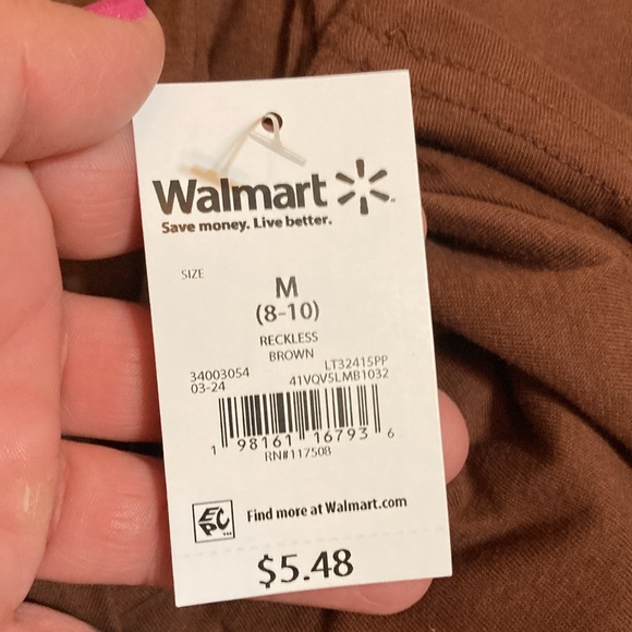 Women’s graphic Tee NWT - Picture 4 of 4